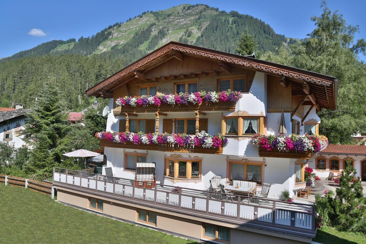 Landhaus Marion Holzgau Exteriör bild